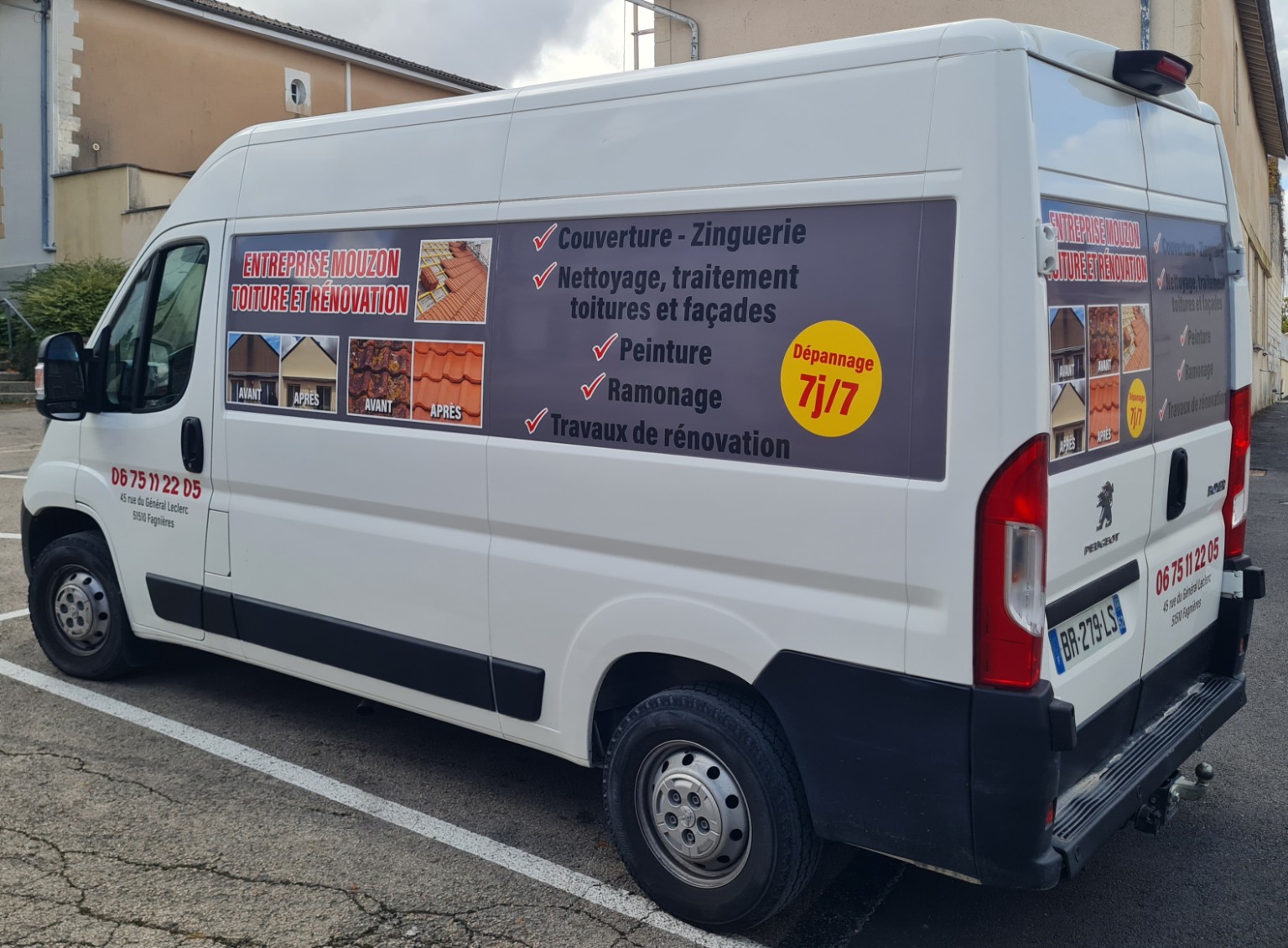 Fourgon Entreprise Mouzon Toiture et Rénovation